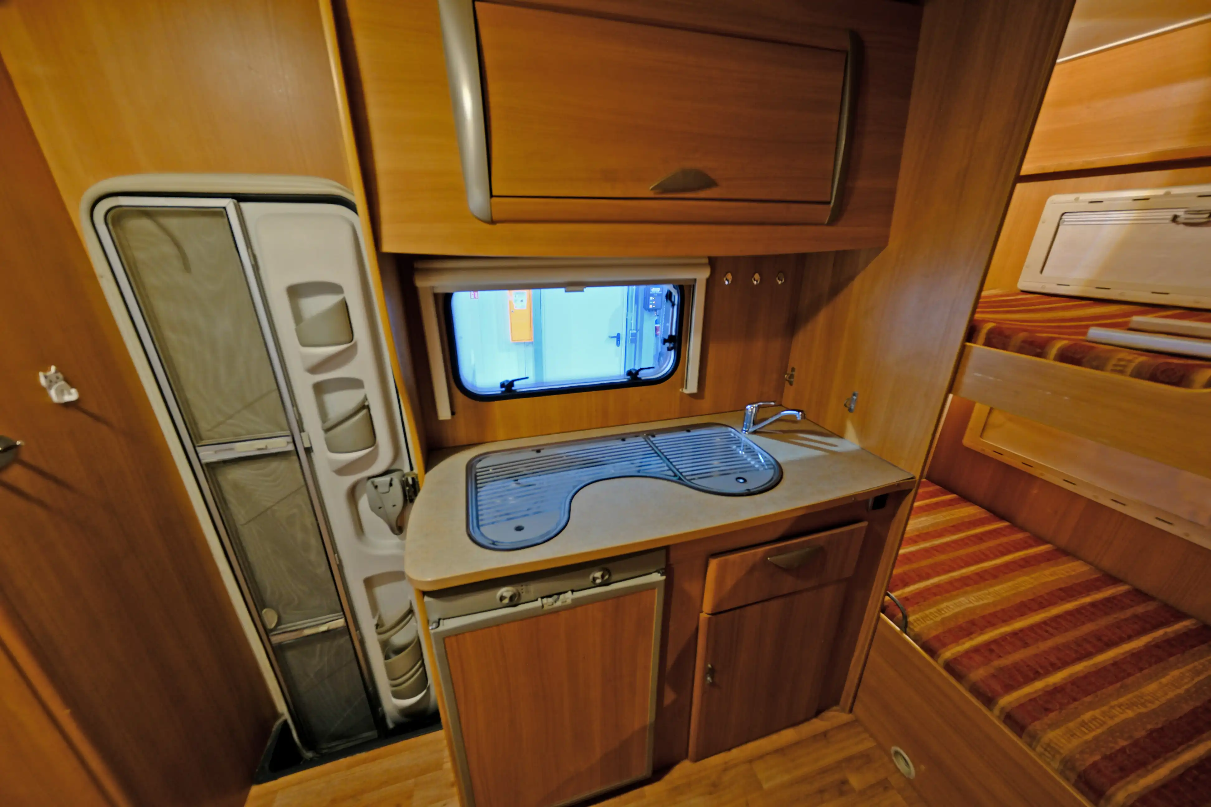CHALLENGER Genesis 33